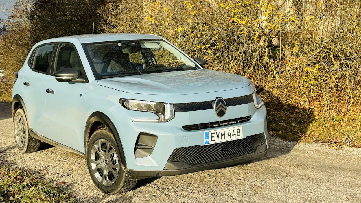 Citroënin uusi ë-C3 edustaa täyssähköisten autojen edullisinta laitaa noin 25 000 euron lähtöhinnalla.