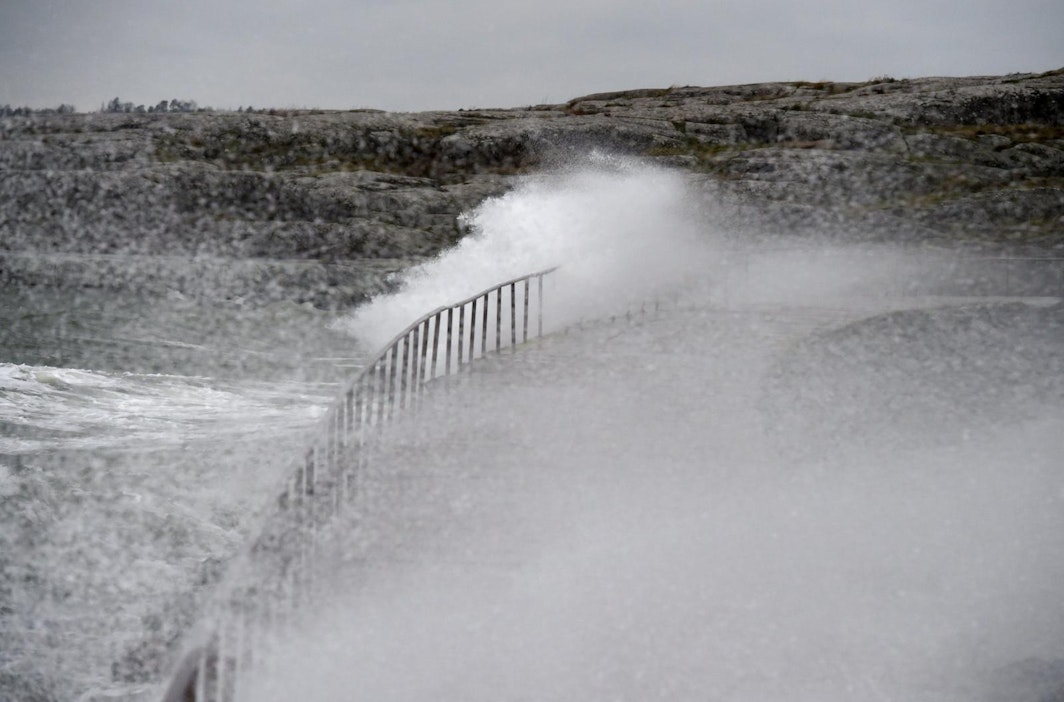 Lapin eteläpuoliseen Suomeen on luvassa vaarallista tuulta.