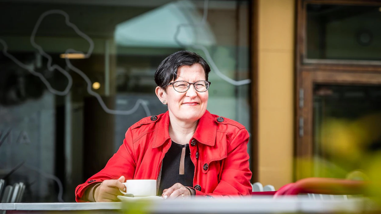 Aija Kaartinen on tehnyt Helsingin yliopistoon väitöskirjan naisten kieltolakimielipiteistä.
