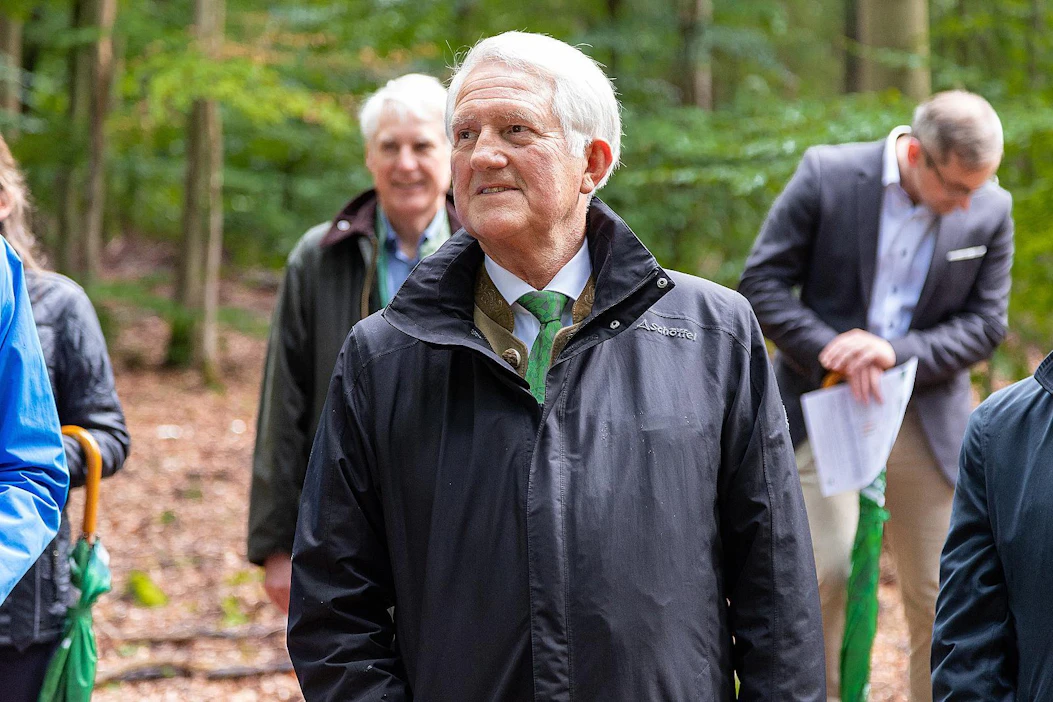 Saksan metsätalousneuvoston puheenjohtaja Georg Schirmbeck patistaa Suomea ja Saksaa tiiviimpään yhteistyöhön, kun EU:ssa päätetään metsätalousasioista.