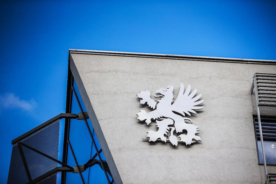 Chapellen sanomalehtipaperitehtaan sulkeminen tuo noin 30 miljoonan euron vuosittaiset säästöt, UPM laskee.