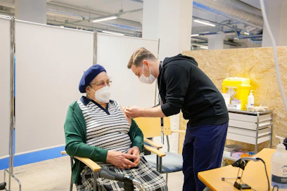 Rokotukset ovat päässeet vauhtiin, kun iäkkäiden rokotukset alkavat.