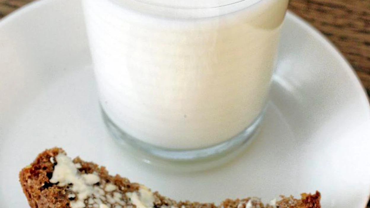 Maito on Suomessa tärkeä kalsiumin ja vitaminoinnin ansiosta myös D-vitamiinin lähde.