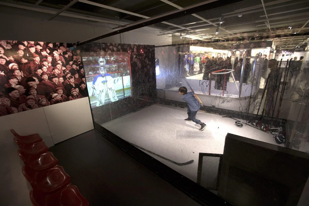 Harrastuspassilla kannustettaisiin nuoria käymään myös museoissa, kuten jääkiekkomuseossa Tampereella.