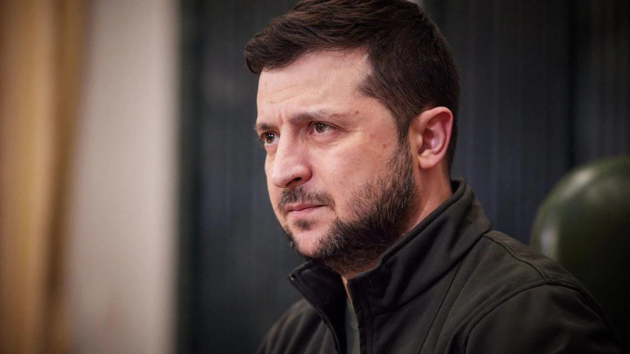 Ukrainan presidentti Volodymyr Zelenskyi on kutsuttu osallistumaan torstaina järjestettävään sotilasliitto Naton erityiskokoukseen. LEHTIKUVA/AFP