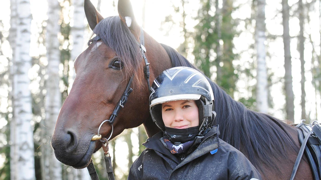 Fortune Hoss on juossut Anu Paavolalle jo neljä voittoa tänä vuonna. Tavoitteellisen valmentajan haaveena on saavuttaa vielä voitto Vermossa ja 75-voitto.