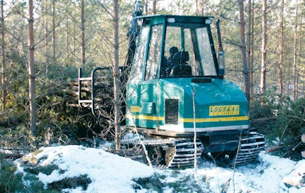 Kyyjärven energiaosuuskunnan seitsemän voitollista toimintavuotta osoittavat, että Kemera-kelpoinen energiapuu on jopa kannattavampaa kattilassa kuin selluna. Kantohintaa jää  enemmän kuin ilman tukia hakattavasta kuitupuusta ensiharvennuksessa. Lehtipuumetsissä tai lehtipuiden valtaamissa havupuumetsissä yhteiskertymä nousee helposti 80 kuutioon hehtaarilla. Kuitupuusta tulee hyvää haketta. Korjuutuki energiakäyttöön on merkittävä.