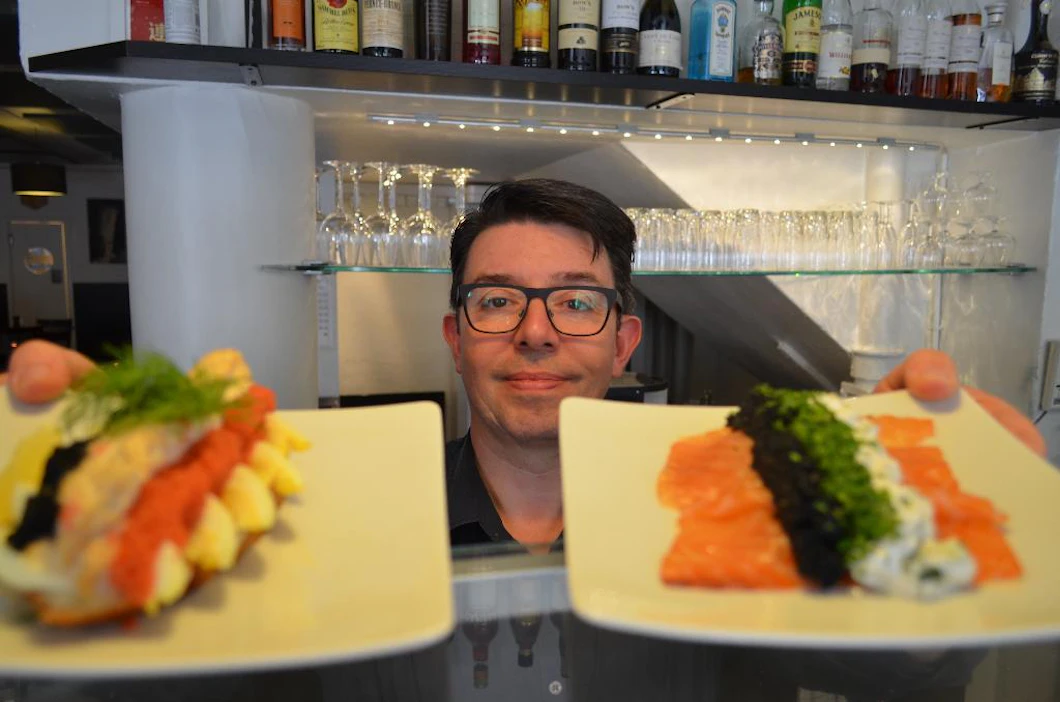 Oscar Davidsen omistaa viidennessä polvessa Ida Davidsen -ravintolan, joka kantaa tanskalaisen voileivän eli smörrebrödin keksijän nimeä.