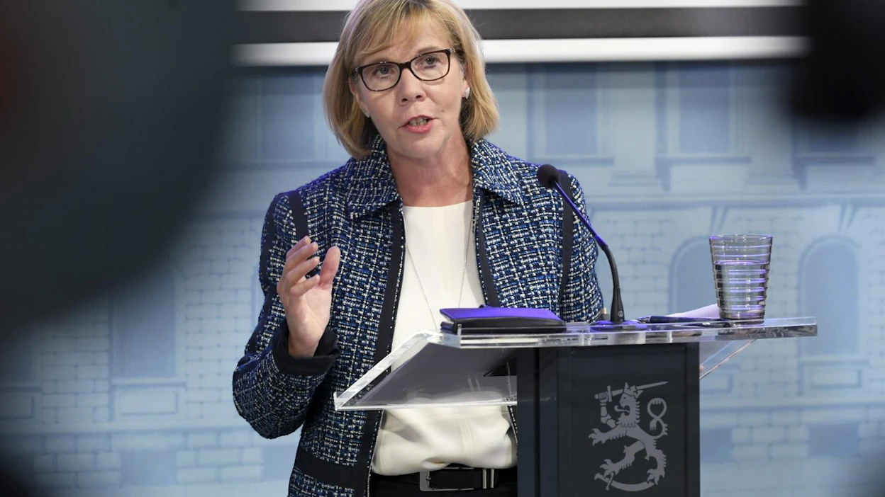 RKP:n puheenjohtaja Anna-Maja Henriksson sanoo, ettei puolue tule hyväksymään sote-esityksen rahoitusta sellaisenaan. LEHTIKUVA / MARKKU ULANDER