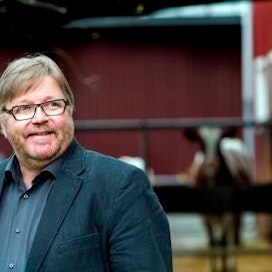Professori Petri Ollila varoittaa suomalaisia osuuskuntia sudenkuopasta, johon ruotsalaiset osuuskunnat ovat tipahtaneet.