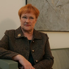Virhevuoden palkintotoimikunnan puheenjohtajana on presidentti Tarja Halonen.