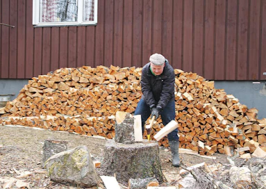 Halder Simplexillä saa lyönteihin voimaa. Puuvarren otetuntuma on miellyttävä.