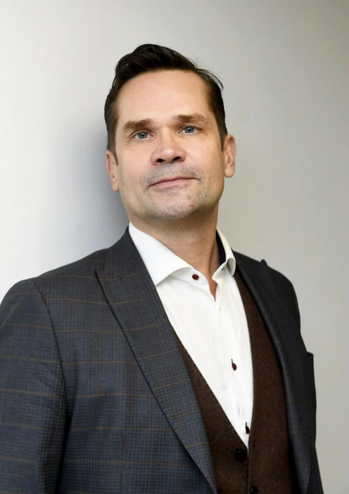 Mika Aaltola kertoo seuranneensa tiiviististi mielenosoituksen valmistelua. Tunkeutuminen kongressin rakennukseen oli kuitenkin hänelle yllätys. LEHTIKUVA / Vesa Moilanen