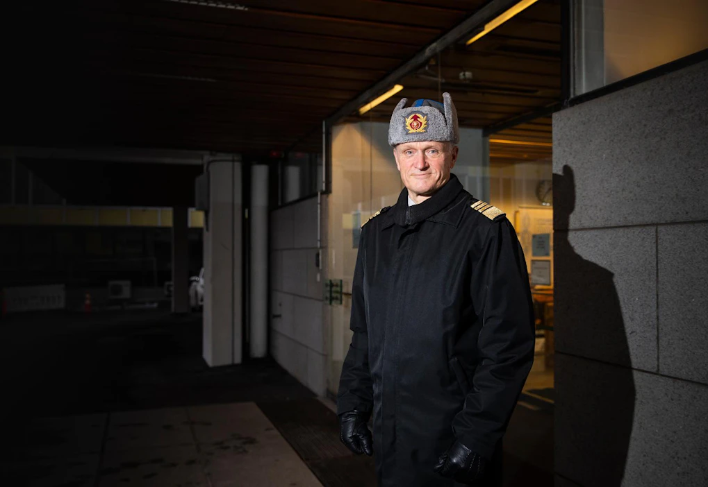 Puolustusvoimain komentaja on suoraan tasavallan presidentin alainen. Kenraali Timo Kivinen aloitti tehtävässä elokuussa 2019.