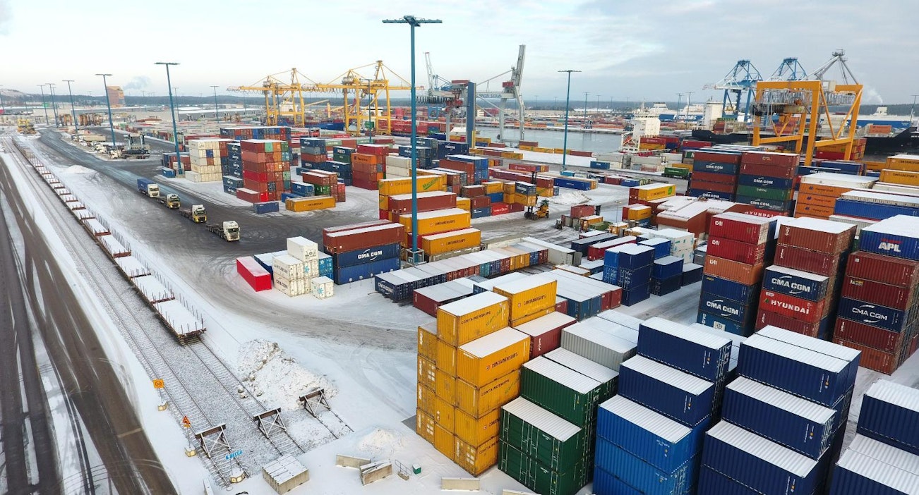 Vienti kasvoi etenkin metsäteollisuuden tuotteissa.