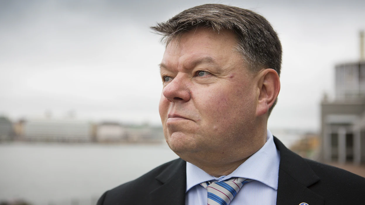 Petteri Taalaksen valinta hallitusneuvotteluiden avausseminaarin alustajaksi kielii muutoksista ilmastopolitiikan painotuksiin.