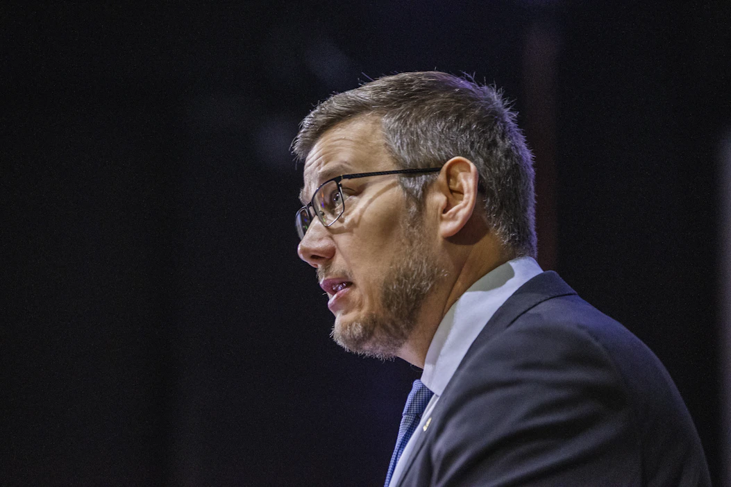 MTK:n valtuuskunnan puheenjohtaja Eerikki Viljanen puhui keskiviikkona valtuuskunnan kokouksen alla.