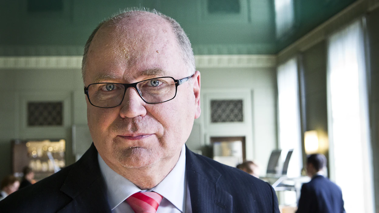 Heinäluoman mukaan EU:n toimien merkitys puolustusteollisuudessa korostuu nyt, kun Yhdysvaltain presidentti ja johto vaihtuu.
