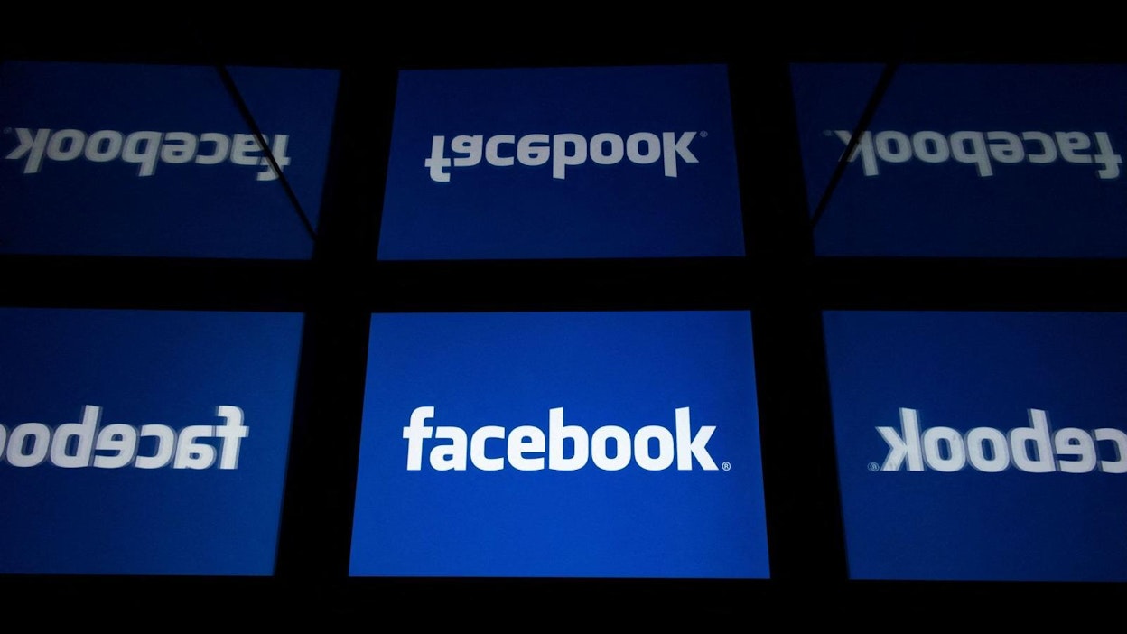 Facebookin käyttökatkoksia on raportoitu ympäri maailman. LEHTIKUVA / AFP