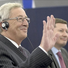 Luxemburgin ex-pääministeri Jean-Claude Juncker valittiin EU-komission johtoon konservatiivien, sosialistien ja liberaalien äänillä. Euroopan parlamentti