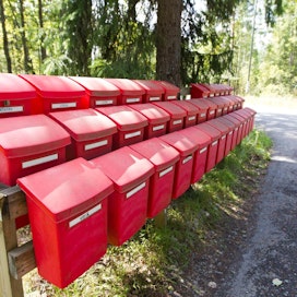Viestintäviraston mukaan 112 kilometrin postimatka on kohtuullinen.