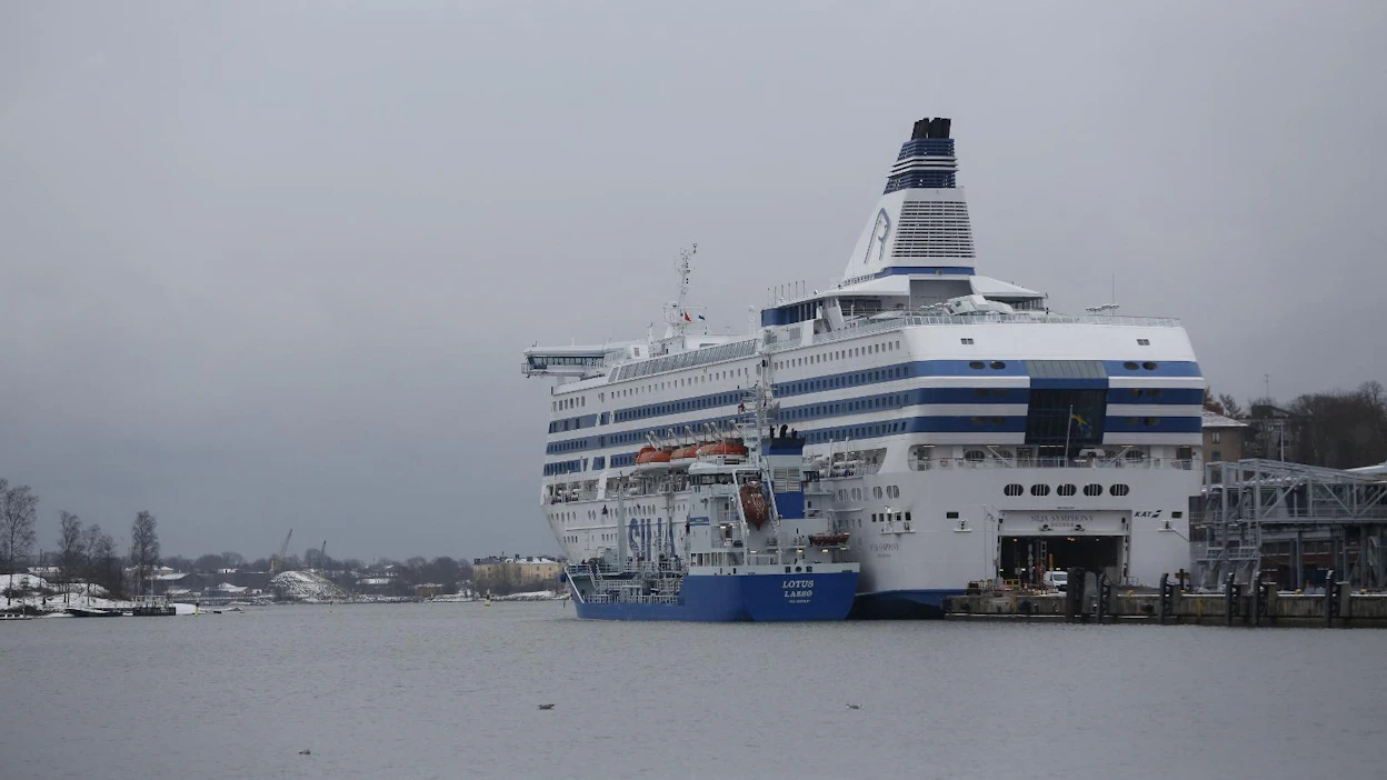 Hevoset kuolivat myrskyssä Silja Linen reittialuksella. Laivayhtiötä ei epäillä vahingosta.