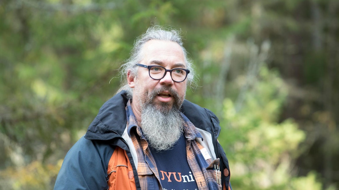 Janne Kotiahon mukaan ekologisen kestävyyden on ajettava sosiaalisen ja taloudellisen kestävyyden ohi, koska maapallon kantokyvyllä on rajansa.
