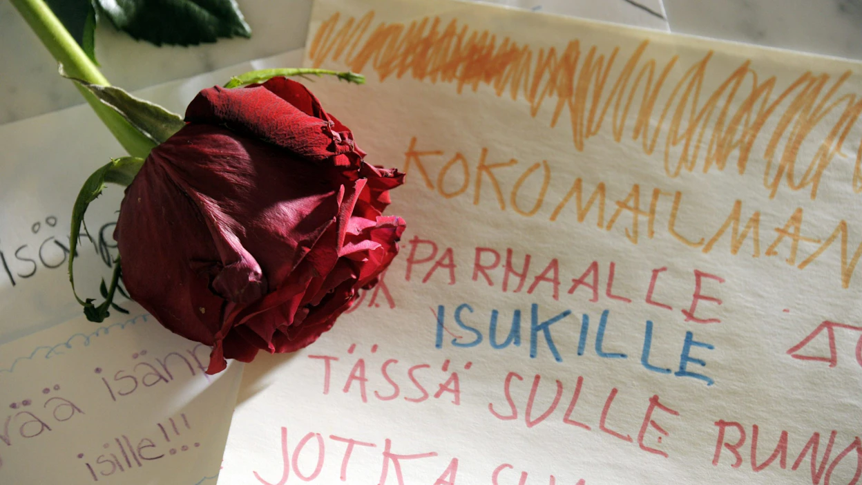 Tilastokeskuksen mukaan Suomessa on noin 1,3 miljoonaa isää. Suomalaismiehistä hieman yli puolella on lapsia.