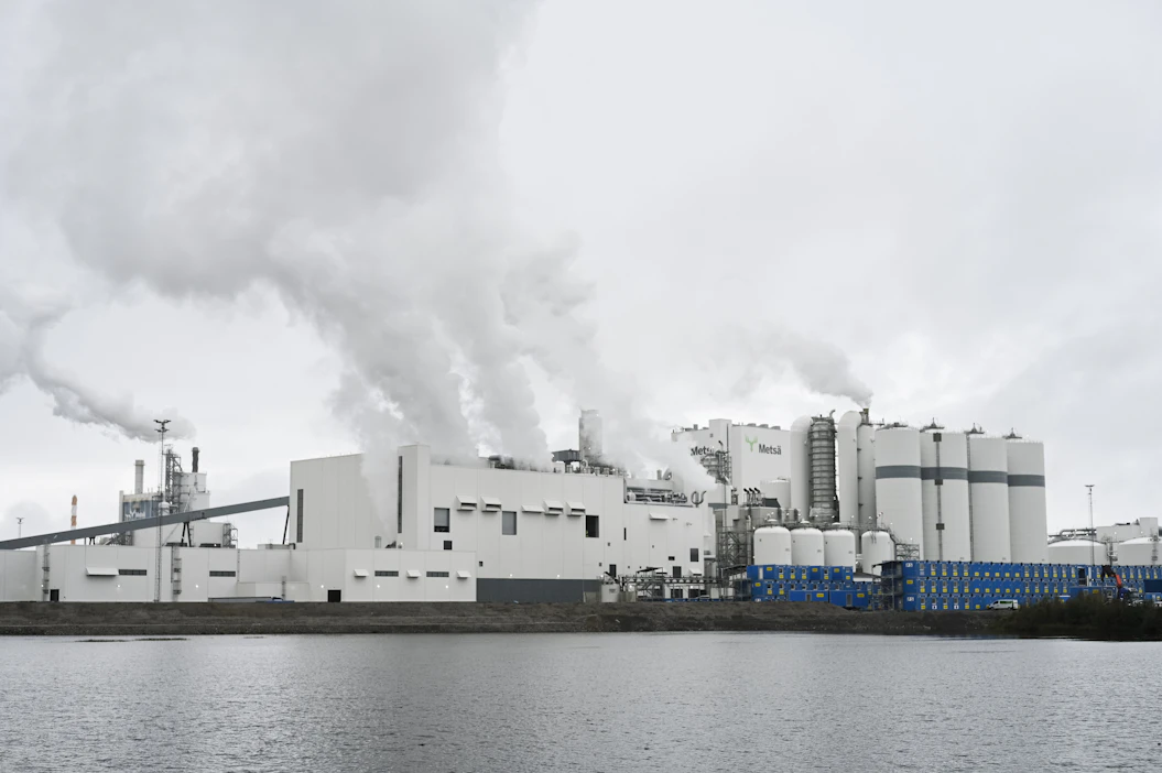 Loppuvuodesta ja ensi vuonna puun kysyntää lisää Metsä Groupin Kemin uuden biotuotetehtaan käynnistyminen.