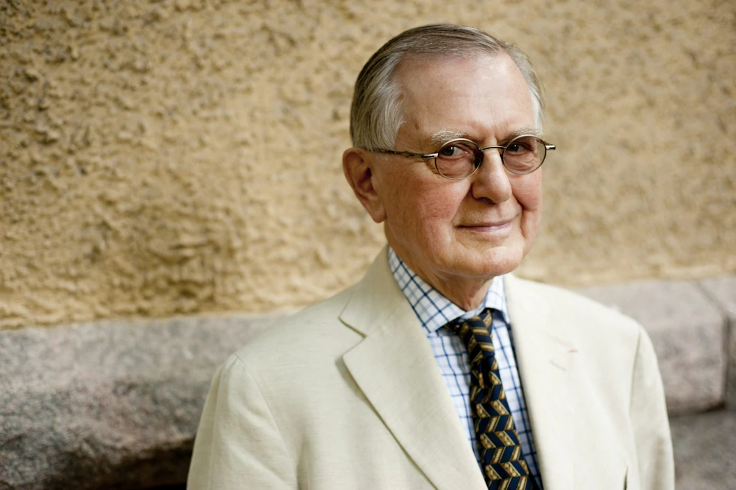 Matti Klinge tunnettiin monipuolisena ja tuotteliaana historiantutkijana. Kuva on vuodelta 2011. LEHTIKUVA / Mikko Stig.