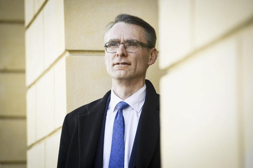 Oikeuskansleri Tuomas Pöysti Helsingissä viime vuoden huhtikuussa. LEHTIKUVA / EMMI KORHONEN
