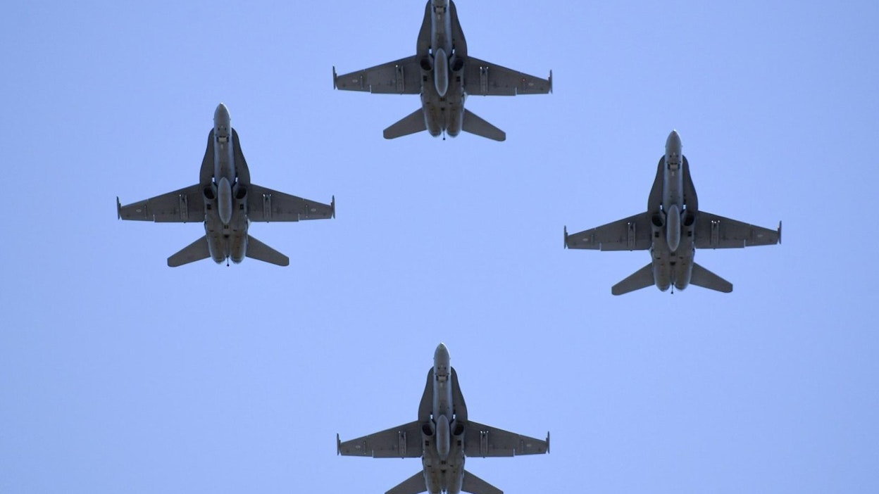 Ilmavoimat suorittaa ylilentoja eri puolilla Suomea. Lehtikuva / Antti Aimo-Koivisto