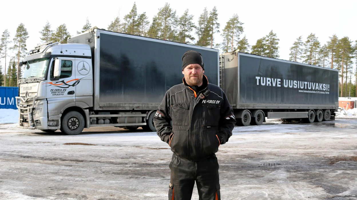 Turveyrittäjien Pekka Forsström odottaa valtiovallalta nopeita ja takuuvarmoja päätöksiä, sillä tuotannon uudelleenkäynnistäminen vie aikaa ja vaatii kalustohankintoja.