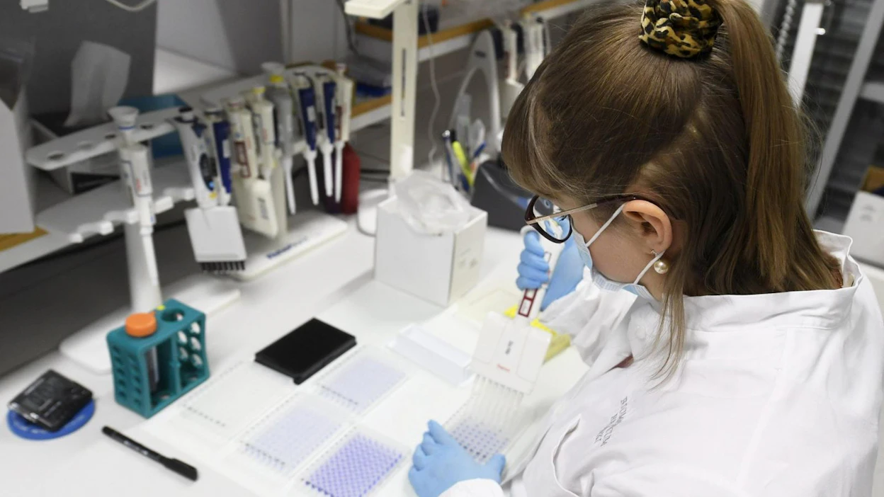 Yhteensä Suomessa on todettu epidemian alusta asti 47 969 koronavirustartuntaa. LEHTIKUVA / VESA MOILANEN