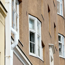 Sekä pankit että välittäjät toivovat, että asuntomarkkinat tasapainottuisivat. LEHTIKUVA / Mikko Stig