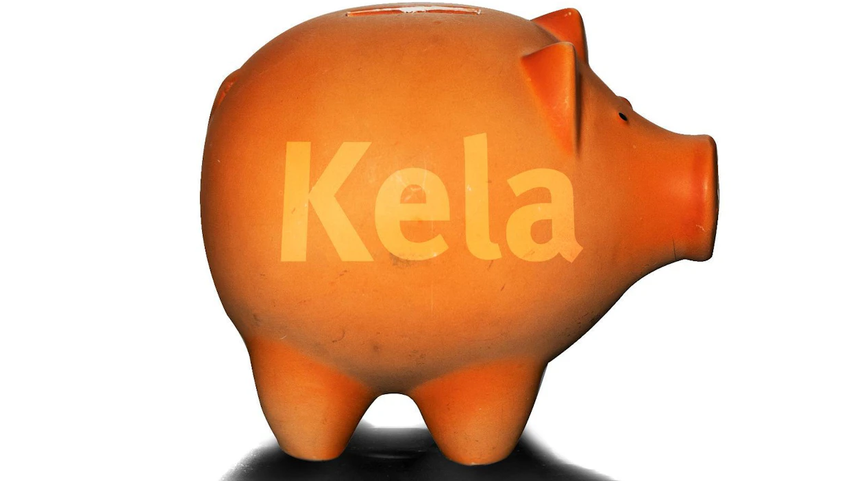 Yhä suurempi osa Kelan tuista maksetaan maahanmuuttajille, kirjoittaja toteaa kolumnissaan.