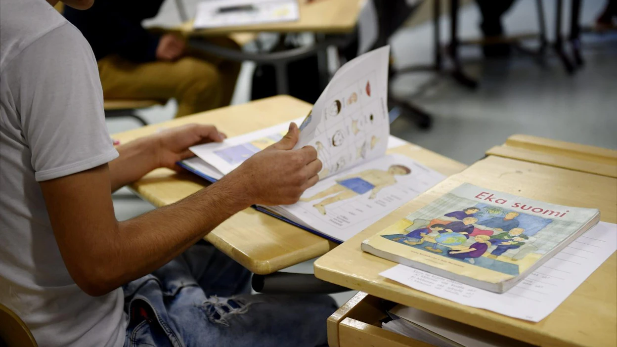 Eläketurvakeskuksen mukaan pienempi maahanmuutto heikentäisi eläketurvan rahoitusta. LEHTIKUVA / ANTTI AIMO-KOIVISTO