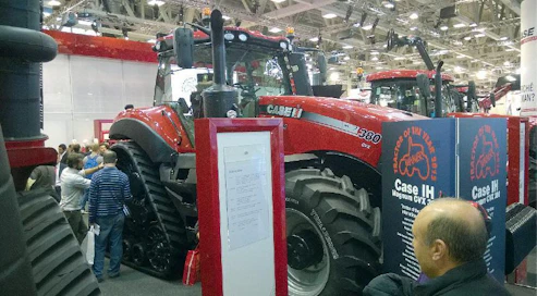 Case Magnum 380 CVT voitti Tractor of the Year 2015 -kilpailun.