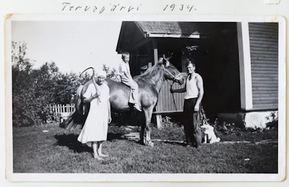 Rajantakaisen Karjalan murteet ovat sammumassa. Kuva on Tervajärveltä 1930-luvulta.