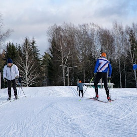 Espoo Oittaalla hiihdetään jo tiistaina.