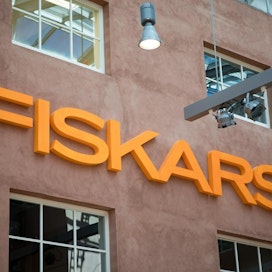 Muun muassa Fiskars ilmoitti yt-neuvottelujensa päätteeksi lomauttavansa 740 työntekijää myymälöissä, tehtaissa ja jakelukeskuksissa. Lehtikuva / Anni Reenpää