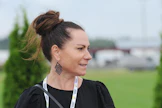Miia Salminen on ohjastanut Suomen Hippoksen tilastojen mukaan 228 startin verran kilpaa. Voittoja hänellä on 23, joista 10 on tullut tänä vuonna.
