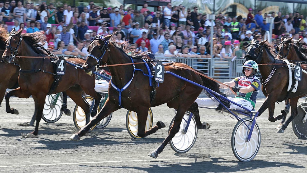 Bag's Simoni joutuu jäämään pois Teivon T75-kierrokselta, mutta muuten Team Heiskanen & Halmeella on hyviä uutisia.
