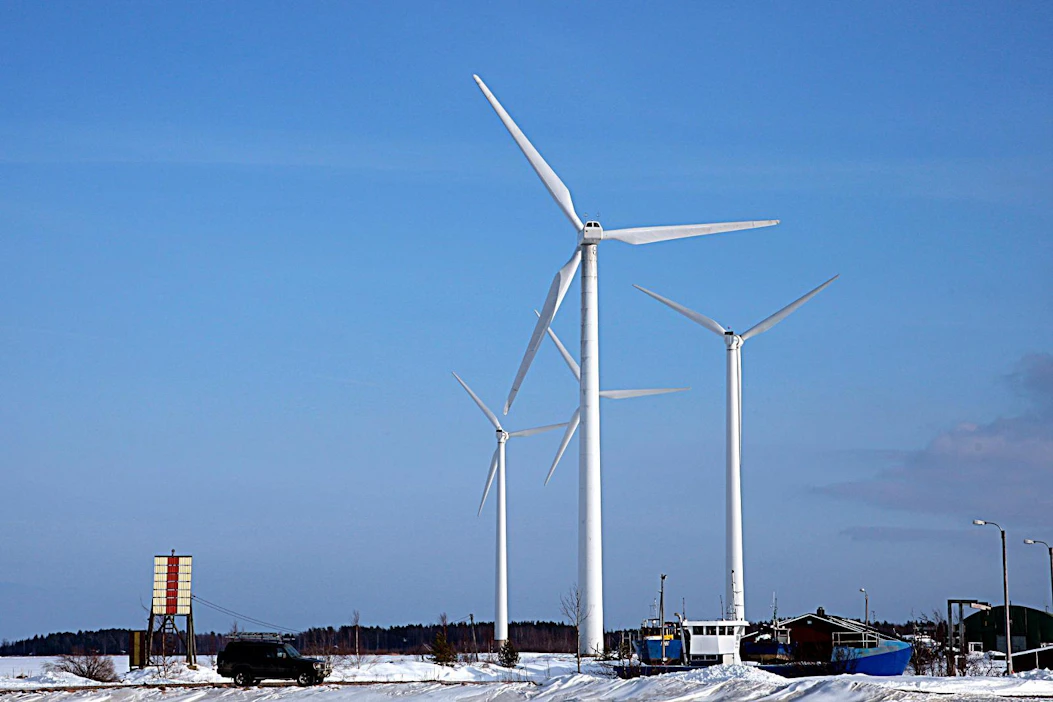Energiahankkeille on ehdotettu lukuisia erilaisia tukimalleja. Kannustimia kehitetään, jotta Suomi voisi luopua hiilen käytöstä ja puolittaa tuontiöljyn käytön vielä 2020-luvulla.