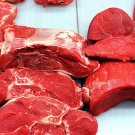 Espanjalaisen naudanlihan kauppaan voi tulla rajoituksia BSE-tapauksen vuoksi.