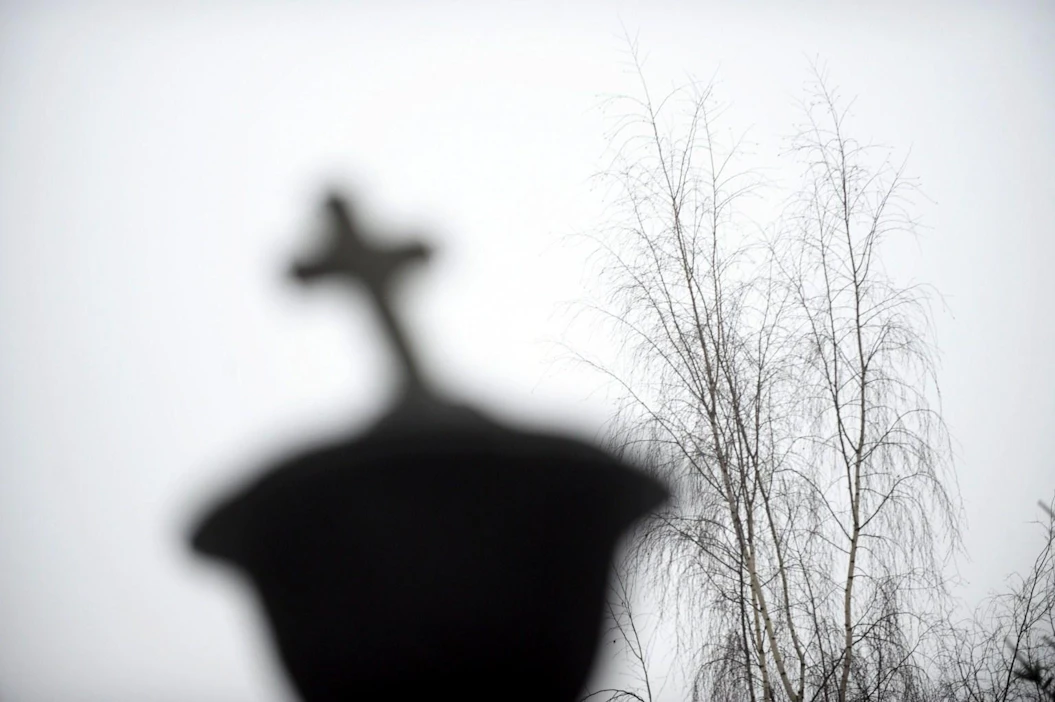 Piispojen mukaan olennainen kysymys on, kuka määrittelee ja miten rajan, jonka jälkeen ihmisen elämän lopettaminen on laillista.