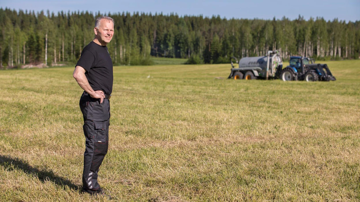 Jari Lepän mukaan on poikkeuksellista, että ruuan alkuperä voidaan jäljittää pellolle ja karjasuojaan asti. ”Standardit eivät kuitenkaan ole siirtyneet hintaan.”