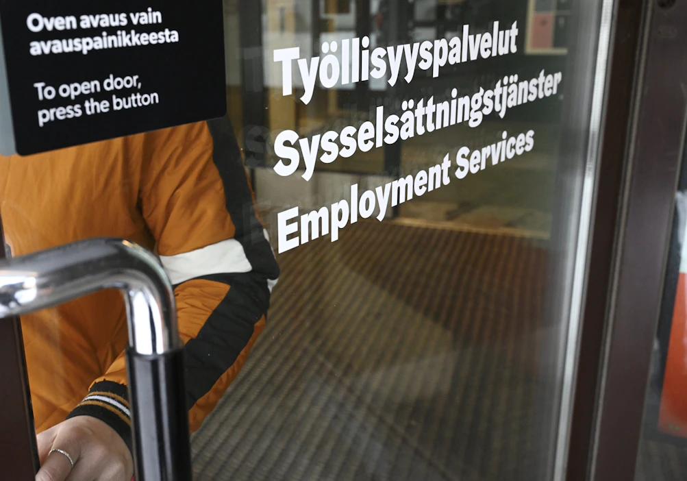 Työttömiä oli tammikuussa 26 000 enemmän kuin vuotta aiemmin, kertoo Tilastokeskus. LEHTIKUVA / MARKKU ULANDER.