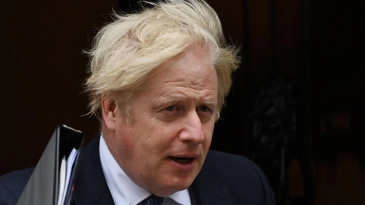 Johnson sanoi Twitterissä, että kansainvälisen yhteisön on toimittava yhdessä evakuointien varmistamiseksi, afganistanilaisten tukemiseksi ja humanitaarisen kriisin välttämiseksi. LEHTIKUVA / AFP