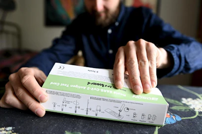Verotuksen poistuminen näkyy kuluttajille hintojen laskuna jo tänään. Lehtikuva / Vesa Moilanen